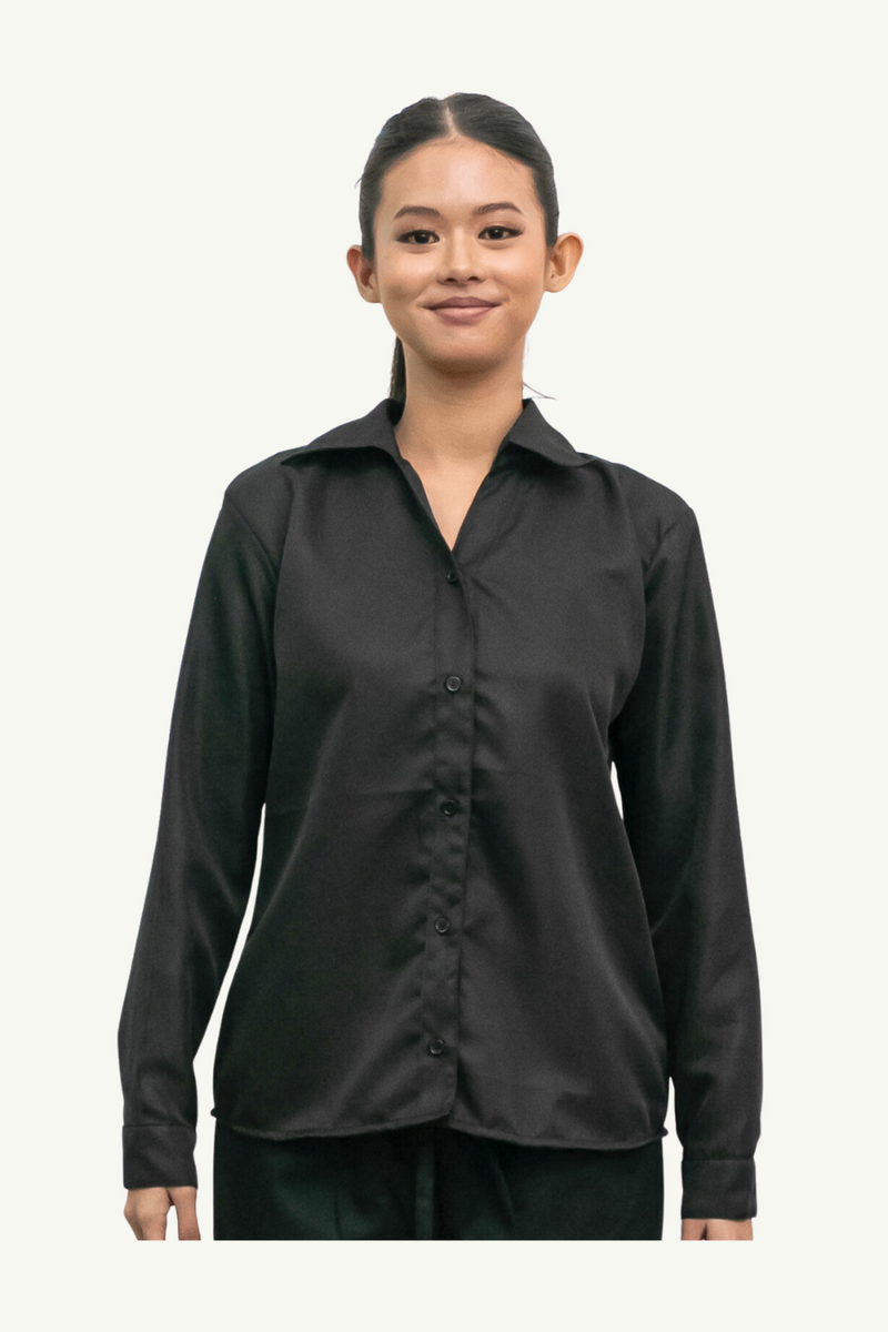 Our Soft Button Down L/S Top in Black