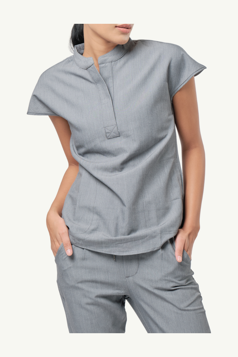 Caniboo: AVA 2-pocket womens scrub top in ice gray